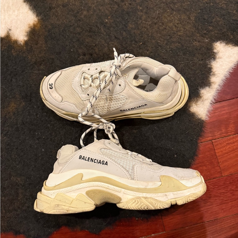 Balenciaga Cream Trip S Sneakers